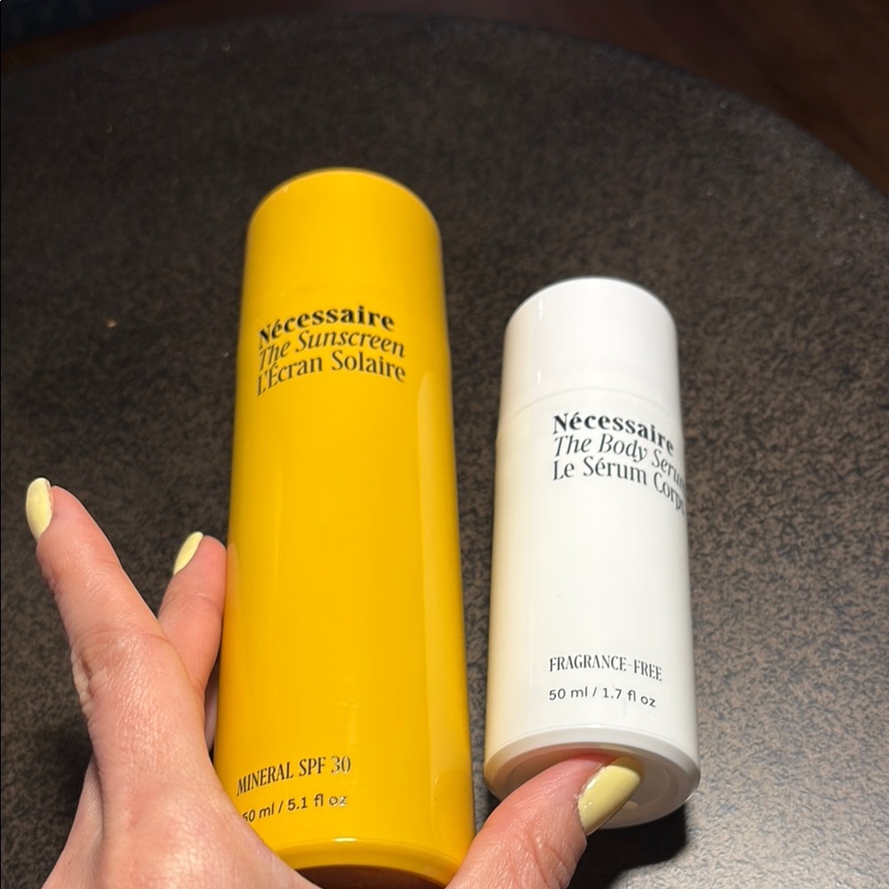 Nécessaire The Sunscreen and Body Serum set